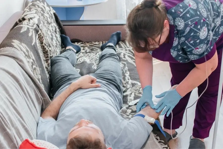 Срочный вывод из запоя в Углегорске: быстро, недорого